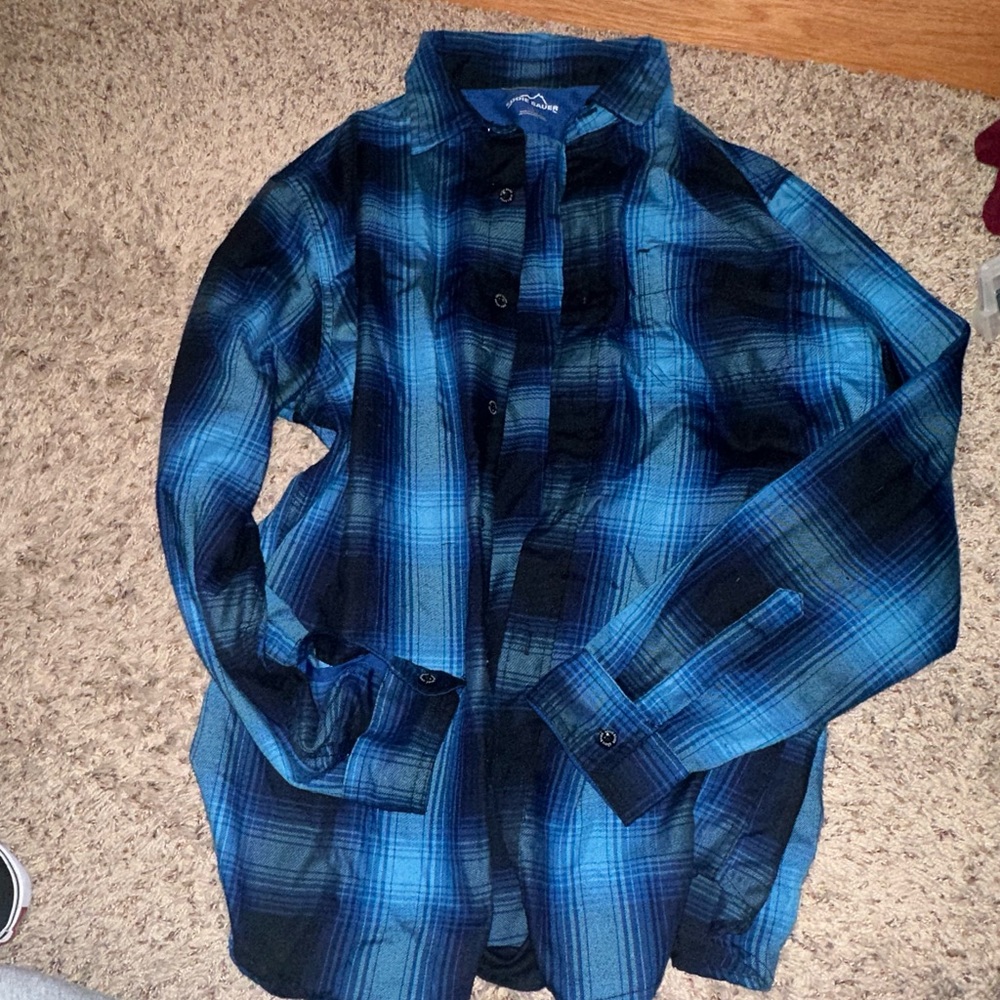 Size large Eddie Bauer mens.